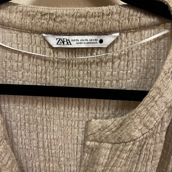 Zara Women's Taupe Crinkled Blouse - Picture 2 of 5